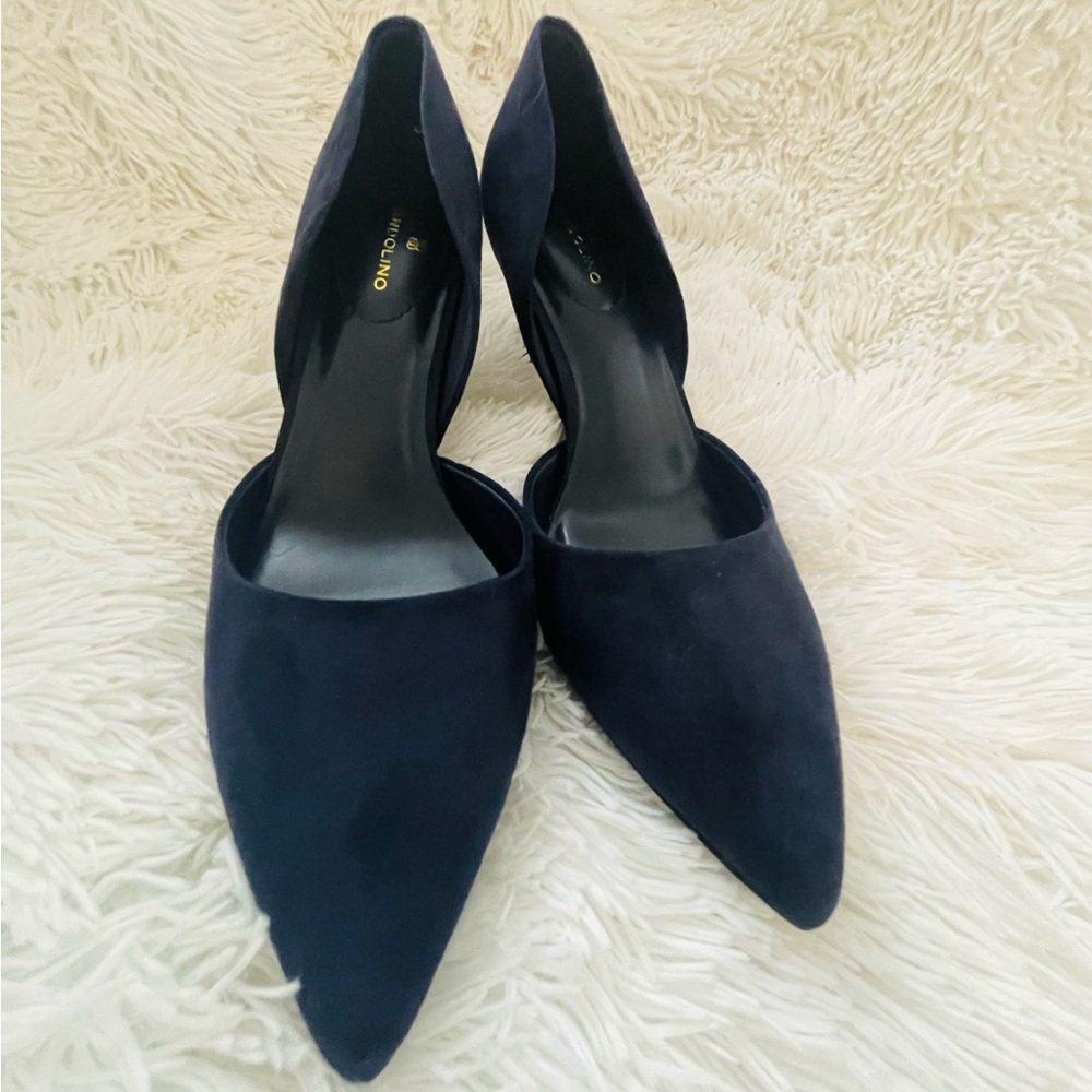 Bandolino Navy Blue Suede Heels